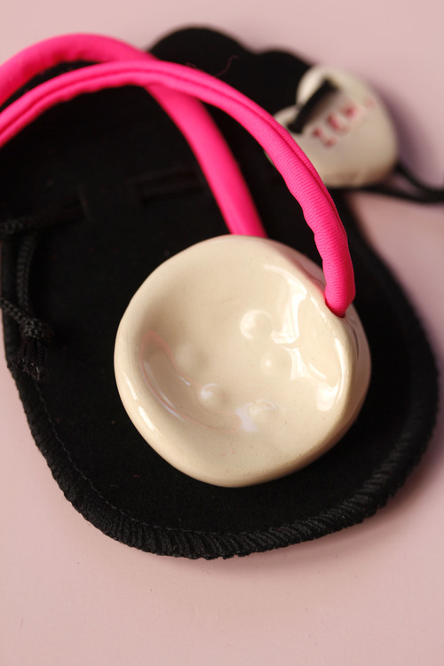 (image pour) Galet anti-stress émail brillant ancrage 😊