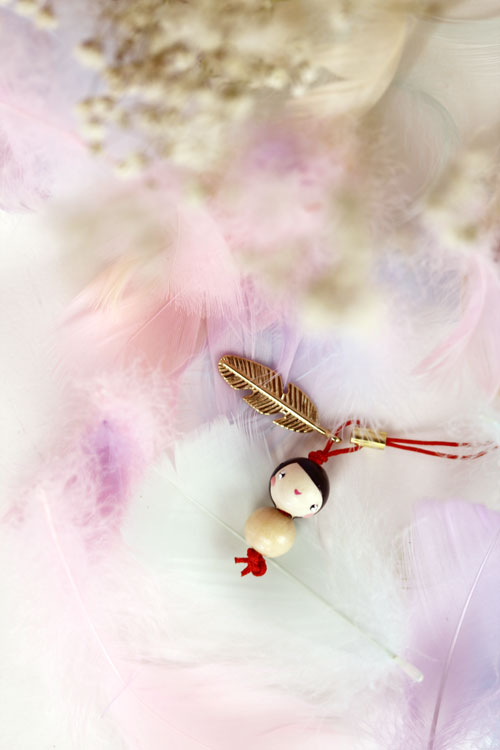 (image pour) Puce "Plume magique effet Dumbo"