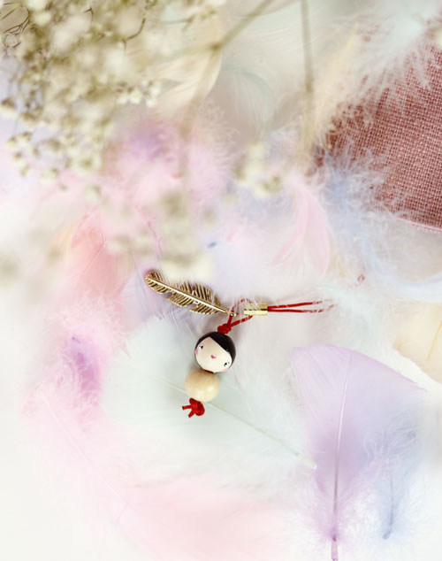 (image pour) Puce "Plume magique effet Dumbo"