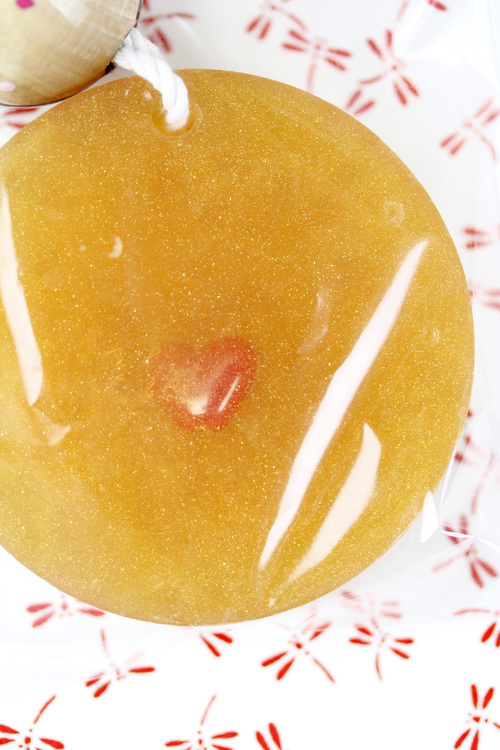 (image pour) Savon Surprise Miel Grand Rond Plein