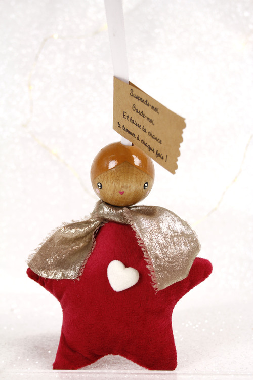 (image pour) Etoile Peluche Rouge Fillette Blonde