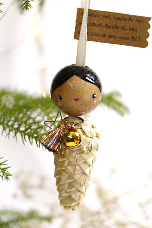 (image pour) Pomme de Pin Ecru