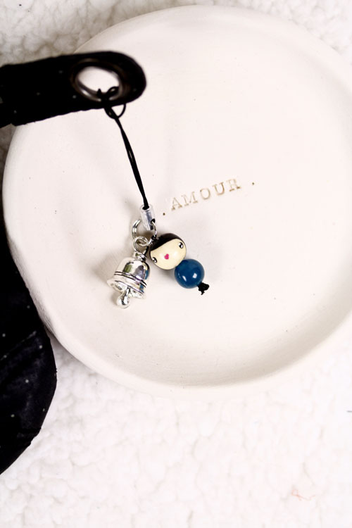 (image pour) Poupée Clochette 🔔